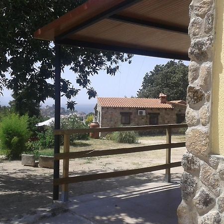 Hostal El Majano Montánchez Exterior foto