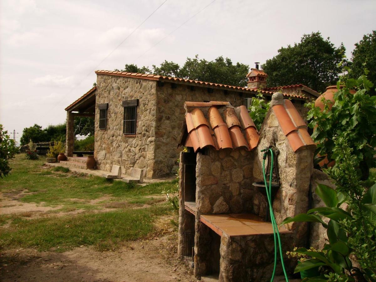 Hostal El Majano Montánchez Exterior foto