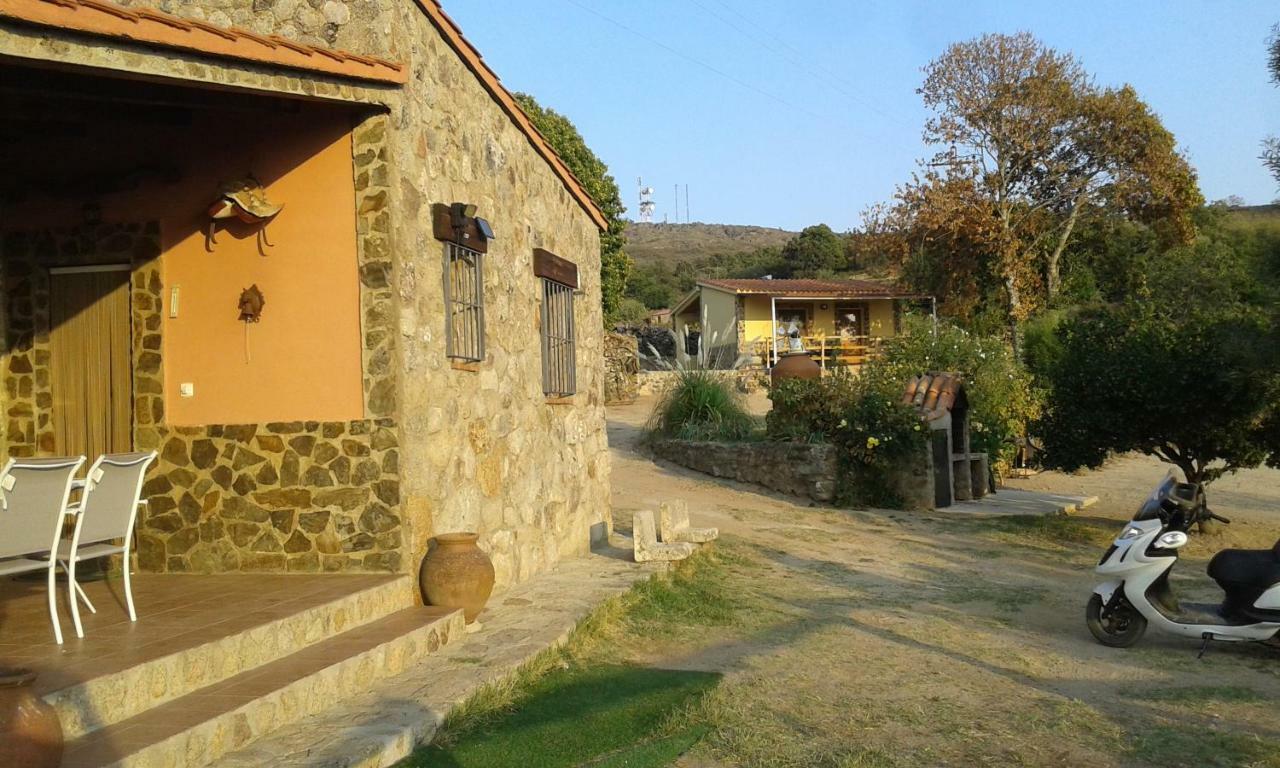Hostal El Majano Montánchez Exterior foto